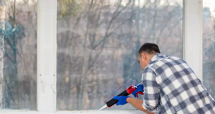 Repair Sliding Closet Doors Not Moving in DeLand, FL