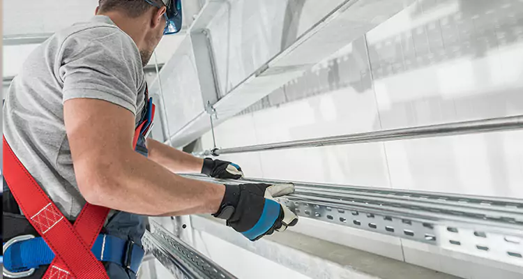 Glass Balcony Railing Replacement in DeLand, FL
